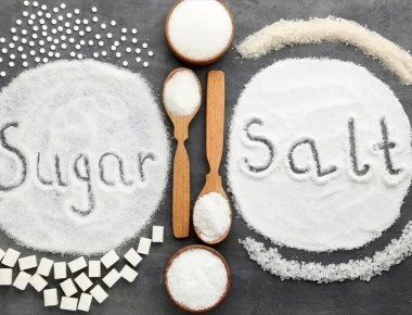 Ζάχαρη και αλάτι: Οι λόγοι που θεωρούνται εχθροί της υγείας σου